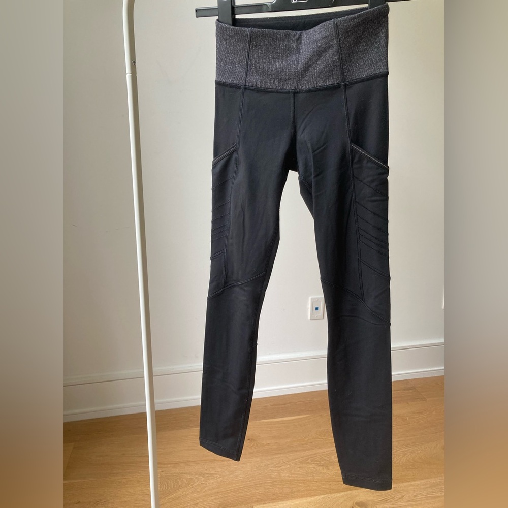 lululemon athletica Black and Gray Leggings